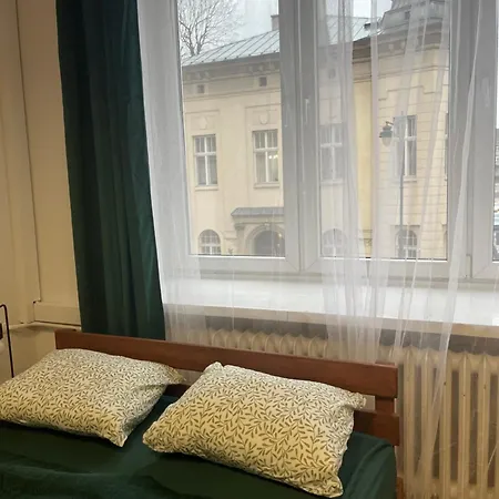 Hostel Tom *